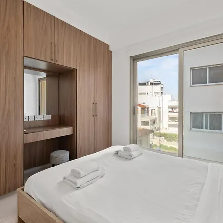 Downtown Comfort Apartment Larnaca Exterior photo